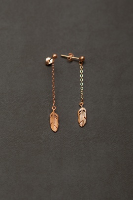 SALLANTILI TÜY KÜPE